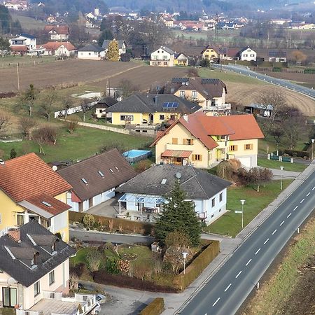 Ferienwohnung Moni Geiseldorf Luaran gambar